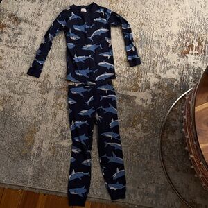 Hanna Andersson Navy Shark Pajama Set